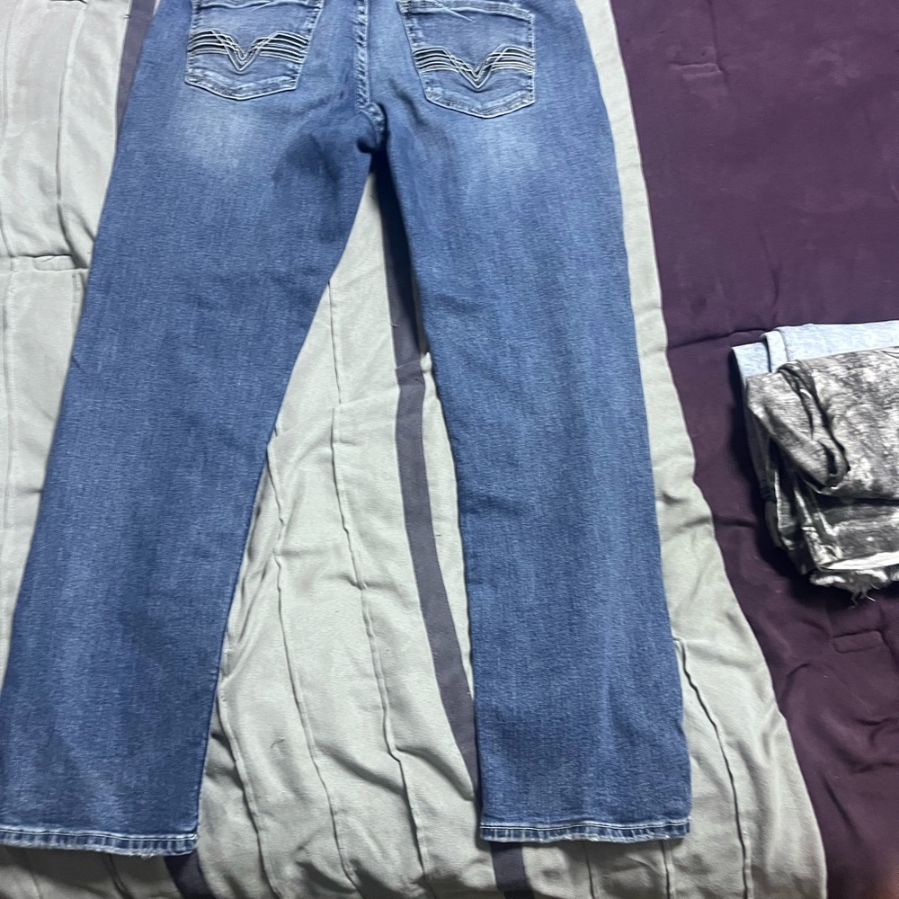 BKE Men’s Nolan Straight Leg Blue Jeans